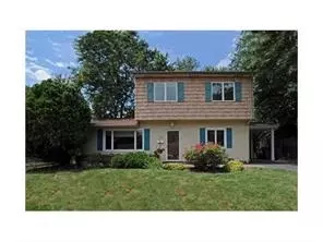 36 Cambridge Rd, Edison, NJ 08817 photo 1