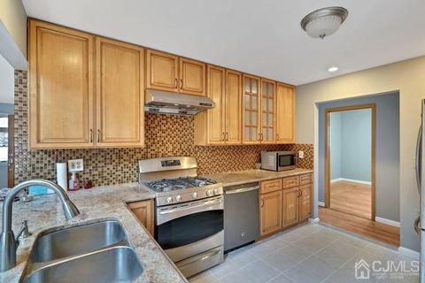 42 Proctor St, Edison, NJ 08817 photo 19