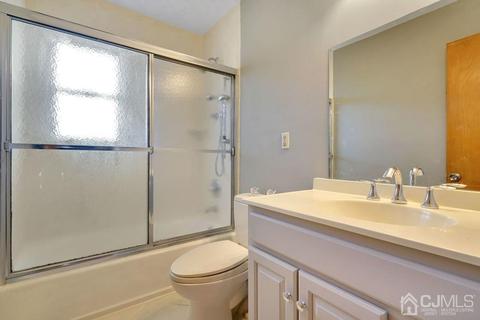 42 Proctor St, Edison, NJ 08817 photo 22
