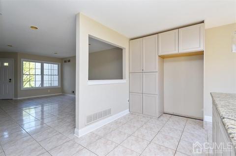 32 Lakeview Dr, Helmetta, NJ 08828 photo 10
