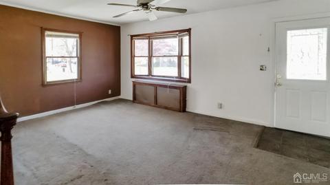501 Fairview Ave, Middlesex, NJ 08846 photo 3