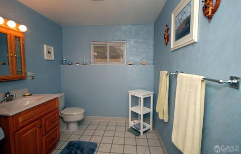 124 Lee Dr, Middlesex, NJ 08846 photo 16