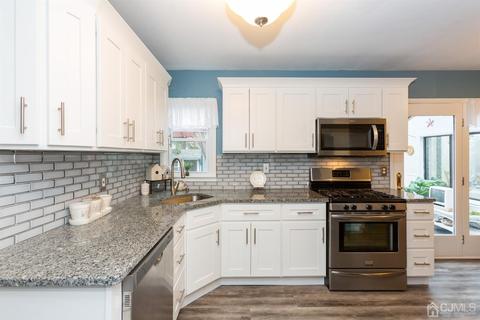 21 S Mead Ave, Middlesex, NJ 08846 photo 10