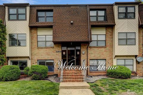 1914 Raspberry Ct, Edison, NJ 08817 photo 1