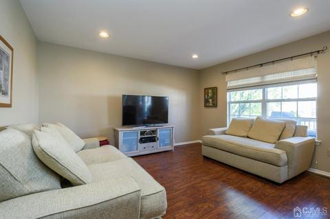 802 Grandview St, Middlesex, NJ 08846 photo 9