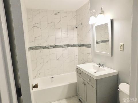 2 College Dr, Edison, NJ 08817 photo 6