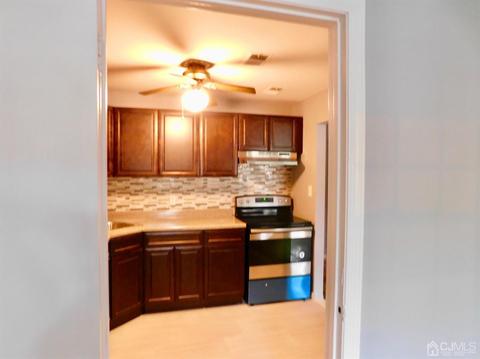 2 College Dr, Edison, NJ 08817 photo 3