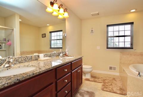 207 Fairview Ave, Middlesex, NJ 08846 photo 11
