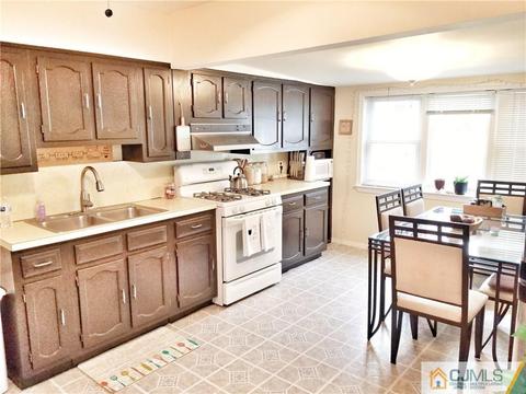 32 Lehigh Ave, Edison, NJ 08837 photo 5