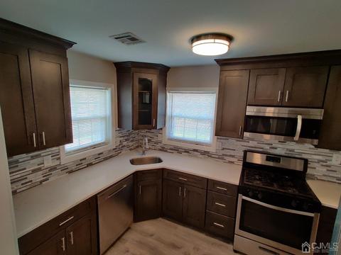 38 Andre Ave, Edison, NJ 08817 photo 2