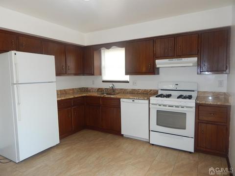 116 Wilton Ave, Middlesex, NJ 08846 photo 2