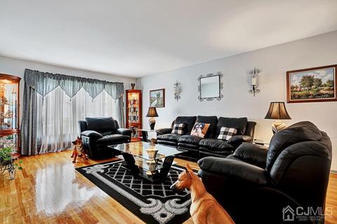 25 Mohawk Ave, Middlesex, NJ 08846 photo 5