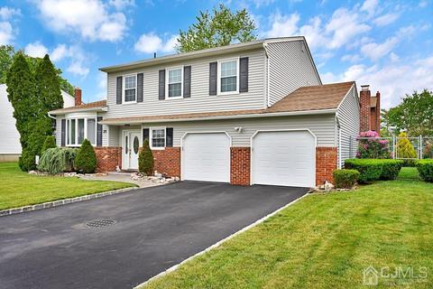 25 Mohawk Ave, Middlesex, NJ 08846 photo 2