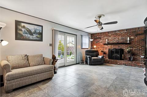 25 Mohawk Ave, Middlesex, NJ 08846 photo 13
