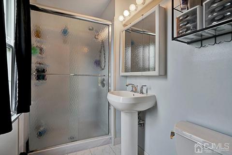 25 Mohawk Ave, Middlesex, NJ 08846 photo 17