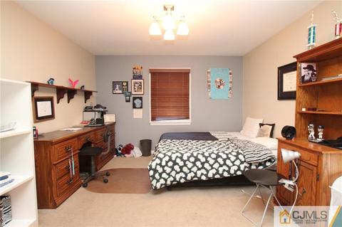 10 Olden Rd, Edison, NJ 08817 photo 11