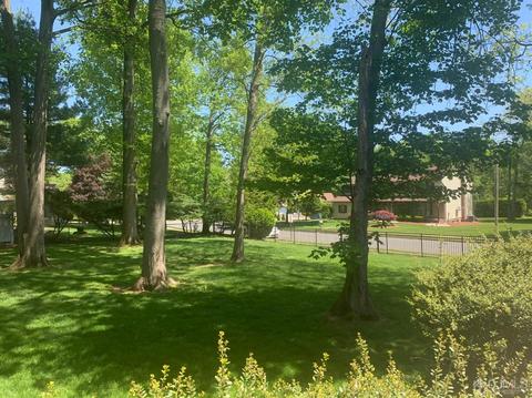 2 Fox Hill Rd, Edison, NJ 08820 photo 6