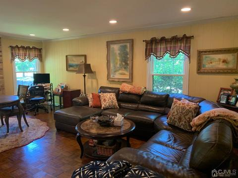 2 Fox Hill Rd, Edison, NJ 08820 photo 18
