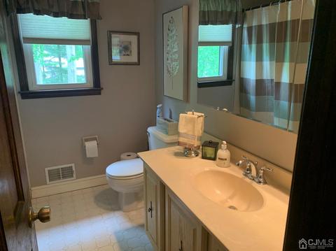 2 Fox Hill Rd, Edison, NJ 08820 photo 31