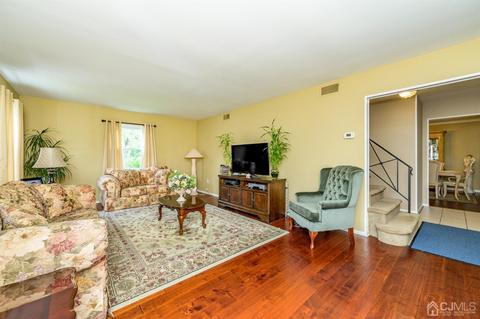 345 Lloyd Rd, Matawan, NJ 07747 photo 5