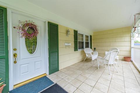 345 Lloyd Rd, Matawan, NJ 07747 photo 2