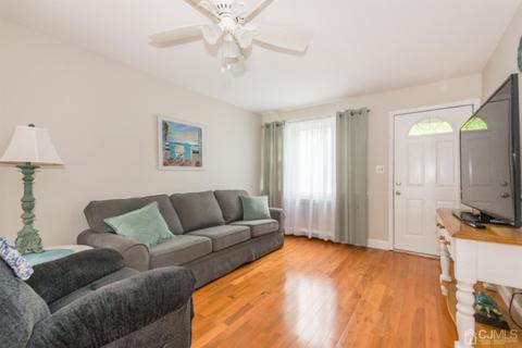 15 Valley Brook Dr, Middlesex, NJ 08846 photo 5