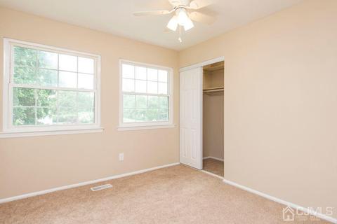 567 W Pershing Ave, Middlesex, NJ 08846 photo 14