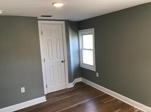 35 John St, Helmetta, NJ 08828 photo 8