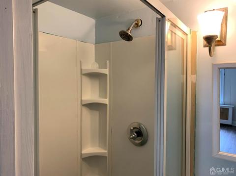 1 Universal Ave, Edison, NJ 08820 photo 17