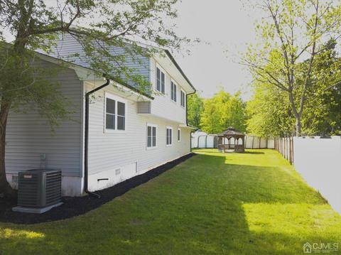 14 Weiss Dr, Middlesex, NJ 08846 photo 32