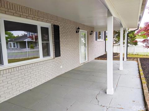 14 Weiss Dr, Middlesex, NJ 08846 photo 3