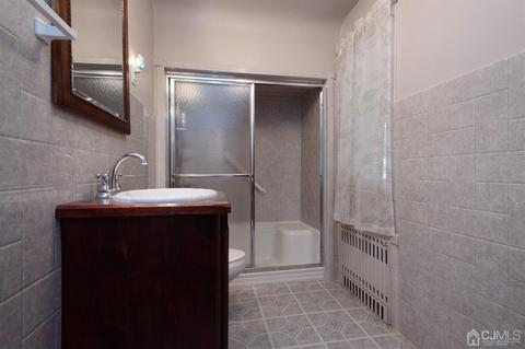 38 Greenbrook Rd, Middlesex, NJ 08846 photo 15