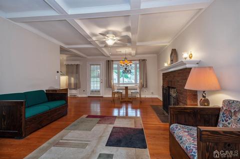 38 Greenbrook Rd, Middlesex, NJ 08846 photo 2