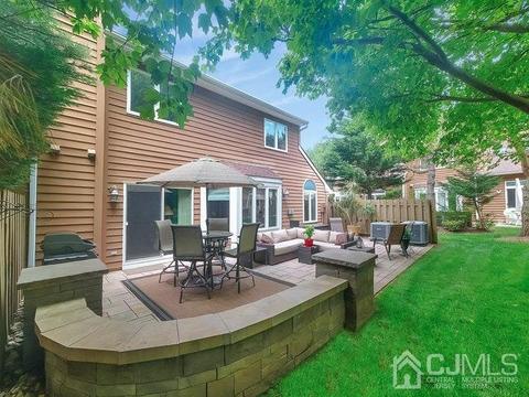 161 Coppertree Ct, Edison, NJ 08820 photo 27
