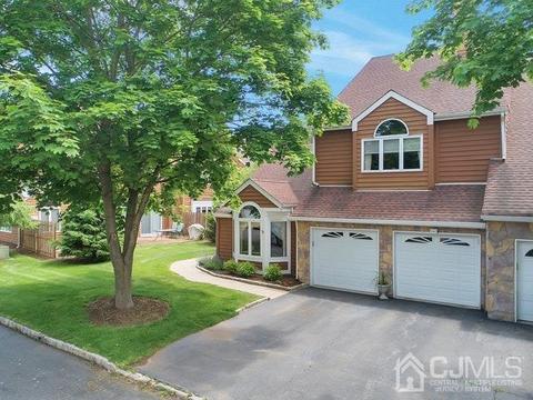 161 Coppertree Ct, Edison, NJ 08820 photo 1