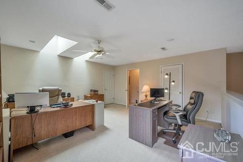 161 Coppertree Ct, Edison, NJ 08820 photo 17