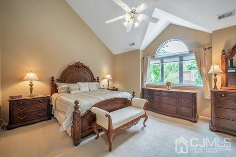 161 Coppertree Ct, Edison, NJ 08820 photo 15