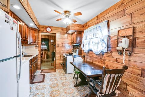 34 Crescent Rd, Edison, NJ 08817 photo 7