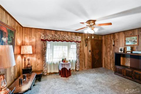34 Crescent Rd, Edison, NJ 08817 photo 6