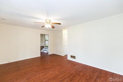 2 Bodnarik Rd, Edison, NJ 08837 photo 15