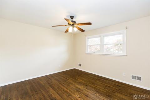 2 Bodnarik Rd, Edison, NJ 08837 photo 40