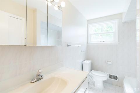 2 Bodnarik Rd, Edison, NJ 08837 photo 53