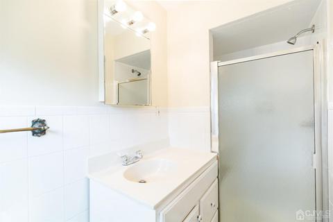 2 Bodnarik Rd, Edison, NJ 08837 photo 39