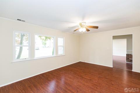 2 Bodnarik Rd, Edison, NJ 08837 photo 14