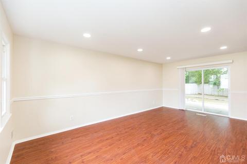 2 Bodnarik Rd, Edison, NJ 08837 photo 8