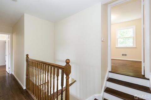 2 Bodnarik Rd, Edison, NJ 08837 photo 25