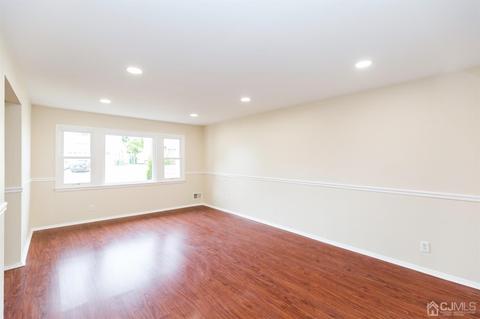 2 Bodnarik Rd, Edison, NJ 08837 photo 11
