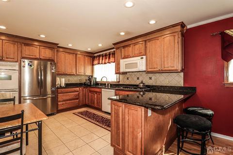 5 Timothy Ct, Edison, NJ 08837 photo 12