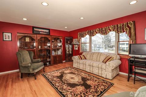 5 Timothy Ct, Edison, NJ 08837 photo 9