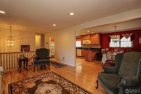 5 Timothy Ct, Edison, NJ 08837 photo 10